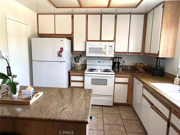 145 Gallery WAY, Tustin, CA 92782