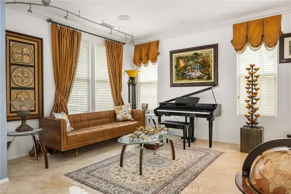 235 Tall Oak, Irvine, CA 92603