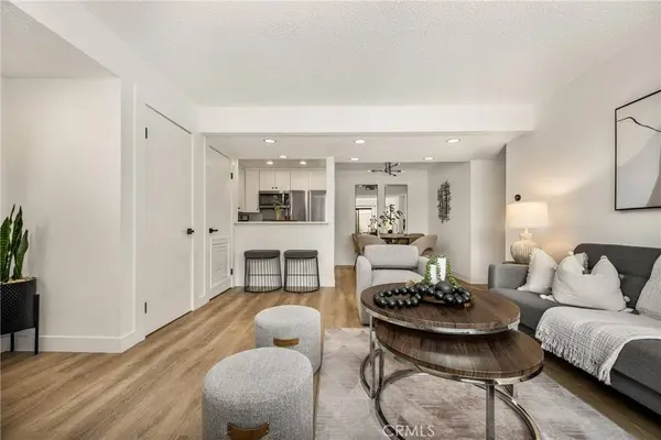 25761 Le Parc #105, Lake Forest, CA 92630