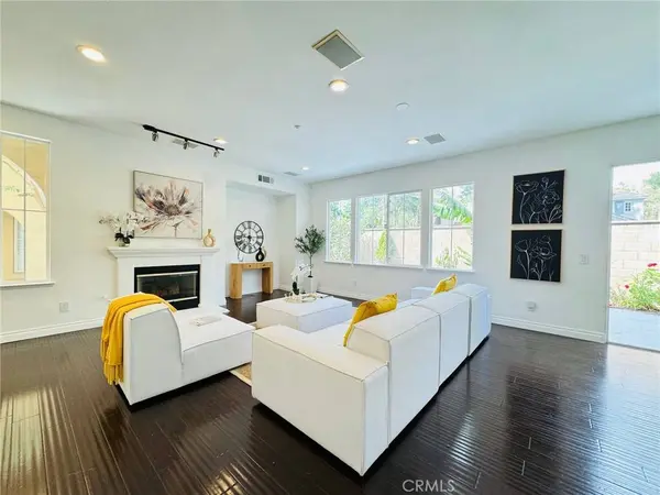 10 Salton, Irvine, CA 92602