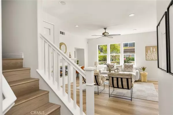 97 Sapphire #39, Irvine, CA 92602