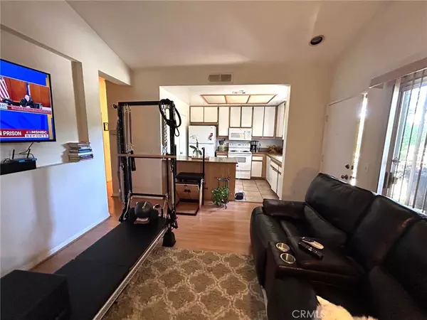 145 Gallery WAY, Tustin, CA 92782