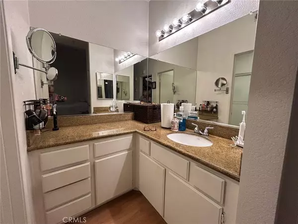 145 Gallery WAY, Tustin, CA 92782