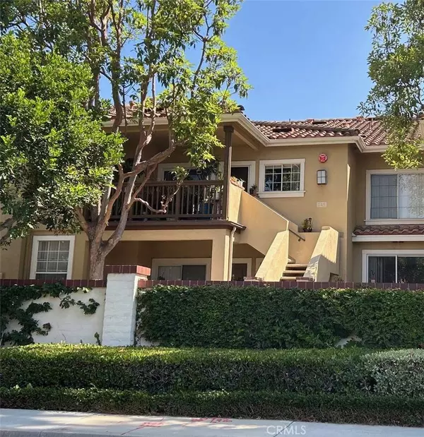 145 Gallery WAY, Tustin, CA 92782