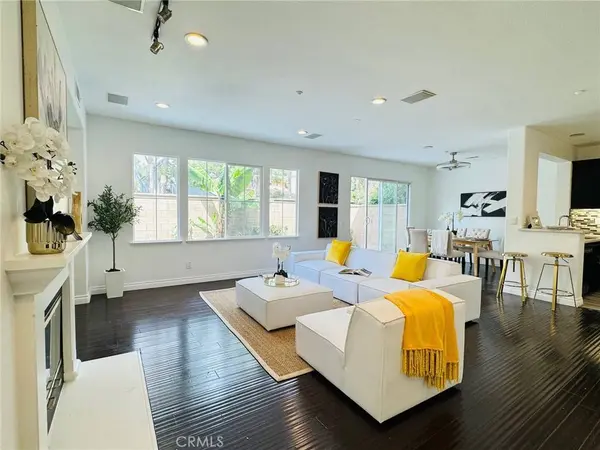 10 Salton, Irvine, CA 92602