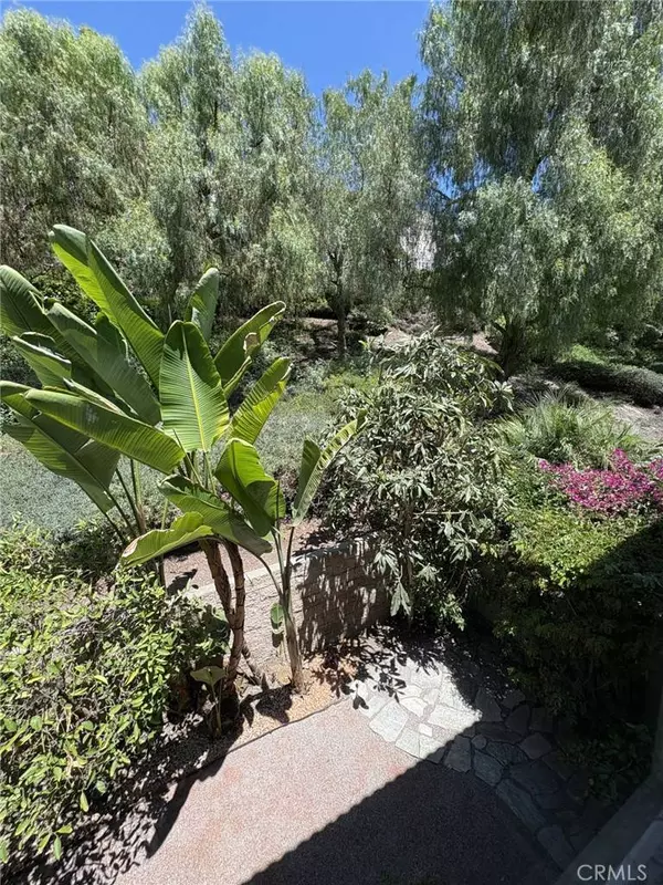 5 Halcyon LN, Aliso Viejo, CA 92656