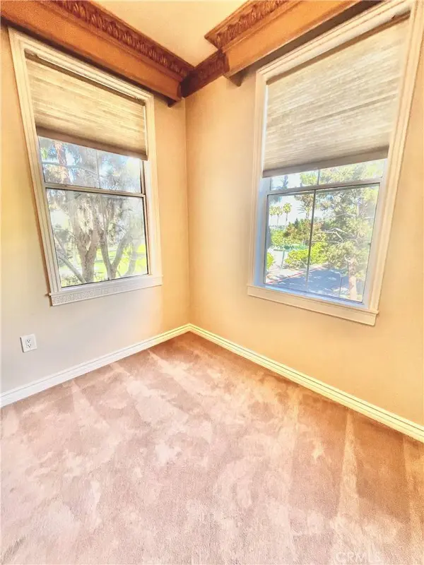 3334 Watermarke PL, Irvine, CA 92612
