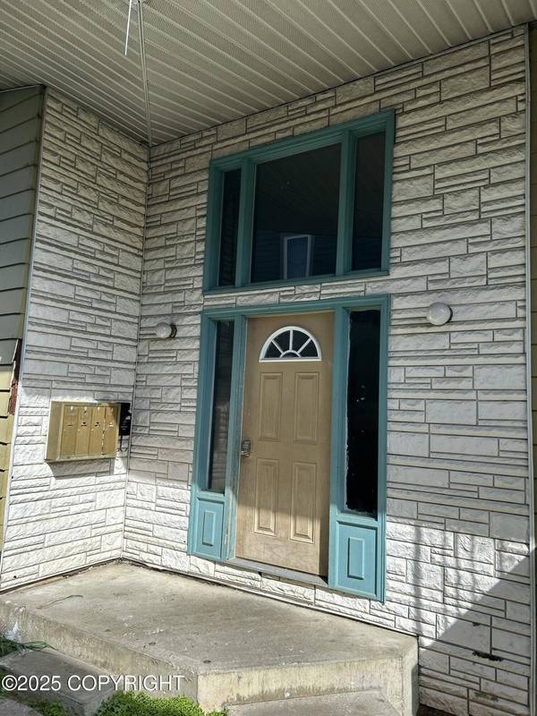 544 N Park ST, Anchorage, AK 99508