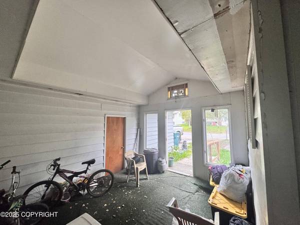 4904 Cambridge WAY, Anchorage, AK 99503