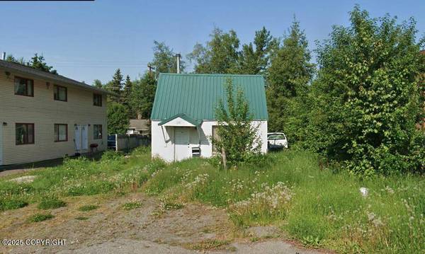 602 Mumford ST, Anchorage, AK 99508
