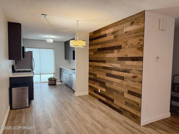 8643 Augusta CIR, Anchorage, AK 99504