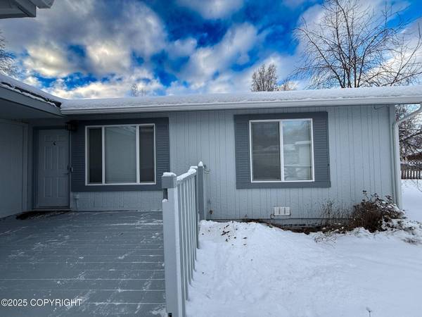 8643 Augusta CIR, Anchorage, AK 99504