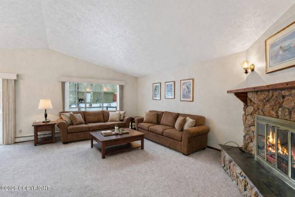 720 Lighthouse CT, Anchorage, AK 99515