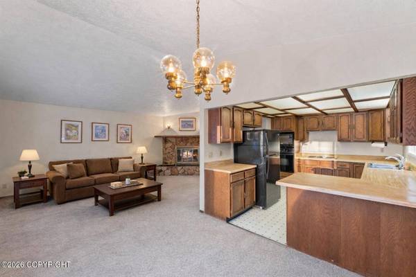 720 Lighthouse CT, Anchorage, AK 99515