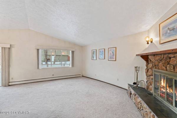 720 Lighthouse CT, Anchorage, AK 99515