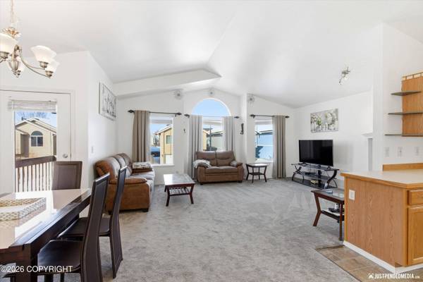 1928 Colony PL #44, Anchorage, AK 99507