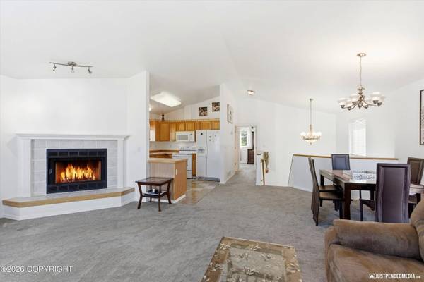 1928 Colony PL #44, Anchorage, AK 99507