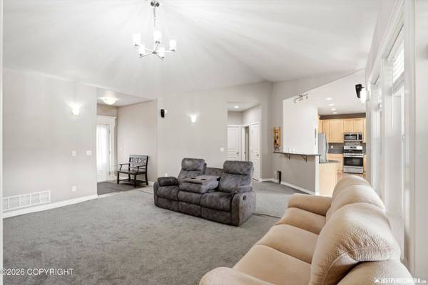 3142 E Olga CIR, Wasilla, AK 99654