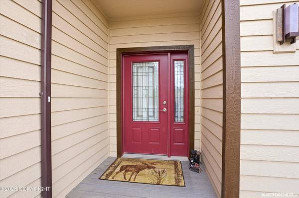 3142 E Olga CIR, Wasilla, AK 99654