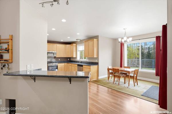 3142 E Olga CIR, Wasilla, AK 99654