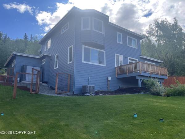 5912 Potter Valley RD, Anchorage, AK 99516