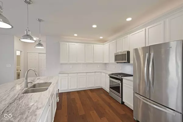 2078 Seneca LN, Plainfield, IN 46168