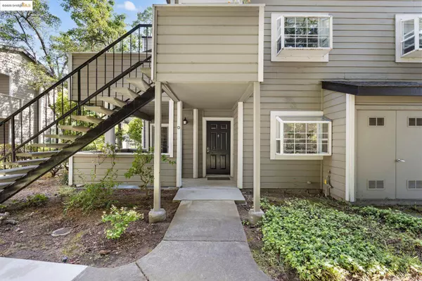 520 Canyon Oaks #D, Oakland, CA 94605