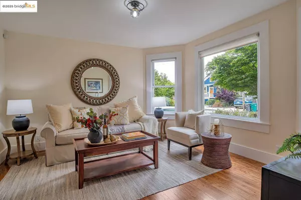 3776 Ruby, Oakland, CA 94609