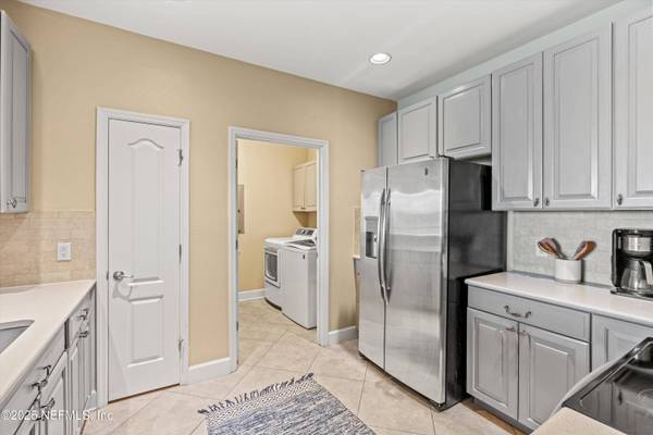 4480 DEERWOOD LAKE Pkwy #523, Jacksonville, FL 32216