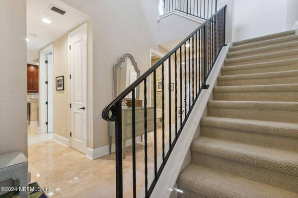 2360 RIVERSIDE AVE, Jacksonville, FL 32204