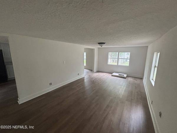 6714 JOLENE DR, Jacksonville, FL 32219