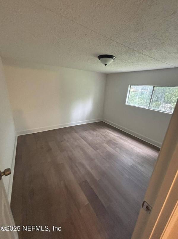 6714 JOLENE DR, Jacksonville, FL 32219