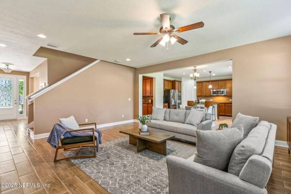 11470 GLENLAUREL OAKS CIR, Jacksonville, FL 32257