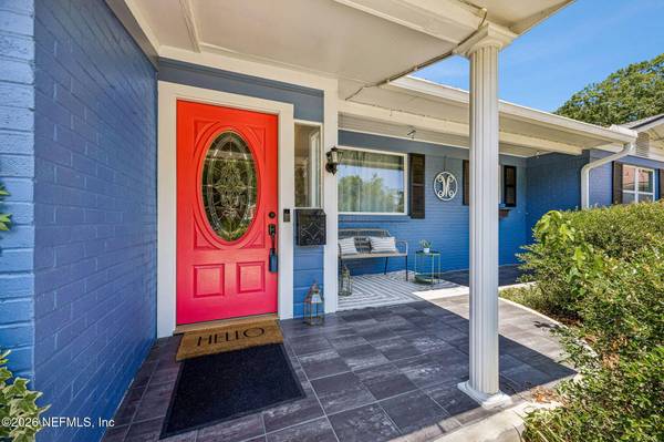 5436 WATERSIDE DR, Jacksonville, FL 32210