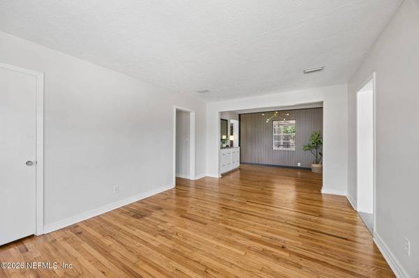 2436 ORMSBY CIR E, Jacksonville, FL 32210