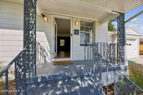 2436 ORMSBY CIR E, Jacksonville, FL 32210