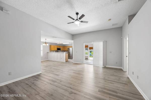 2241 PIERCE ARROW DR, Jacksonville, FL 32246