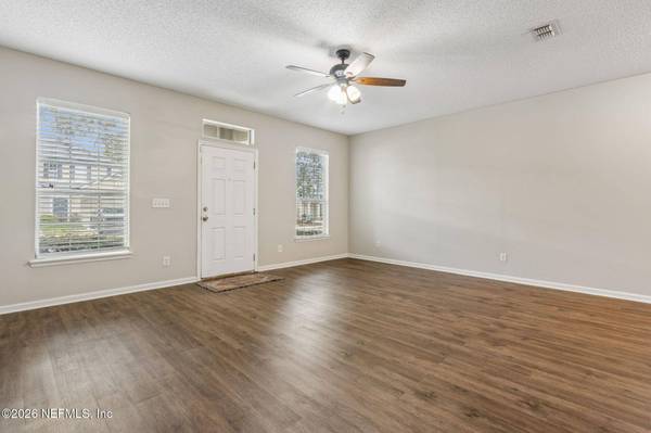 444 SHERWOOD OAKS DR, Orange Park, FL 32073
