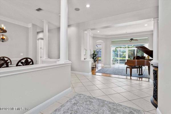 3826 REEDPOND DR N, Jacksonville, FL 32223