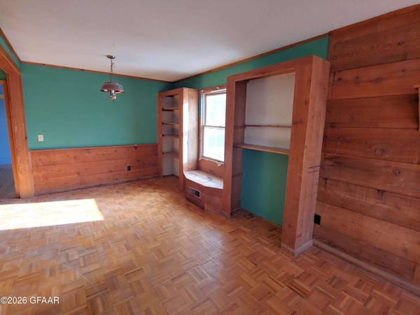 124 WASHINGTON AVE, Crookston, MN 56716