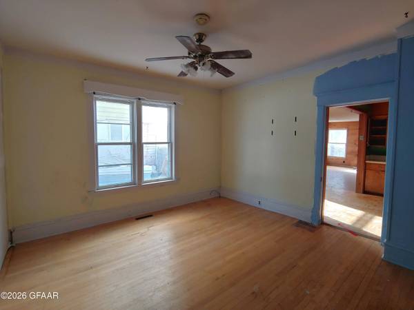 124 WASHINGTON AVE, Crookston, MN 56716