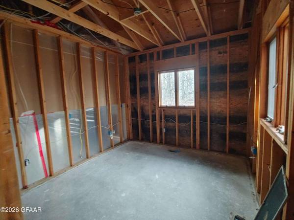15616 106TH ST NE, Pembina, ND 58271