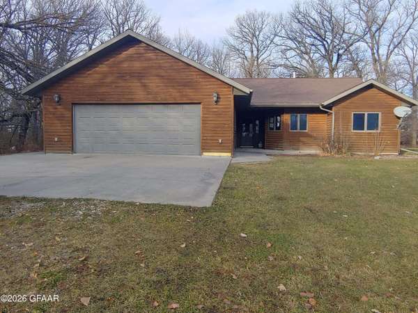 15616 106TH ST NE, Pembina, ND 58271