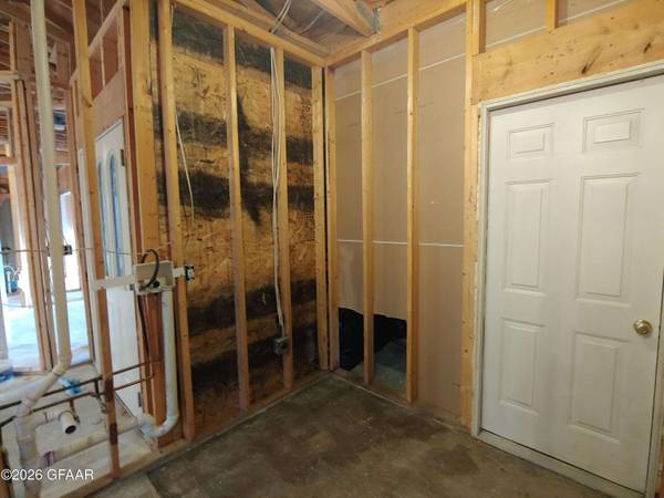 15616 106TH ST NE, Pembina, ND 58271