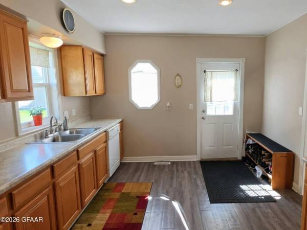 1115 4TH AVE N, Grand Forks, ND 58203