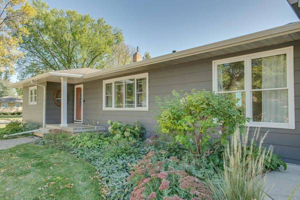 1415 16th AVE S, Moorhead, MN 56560