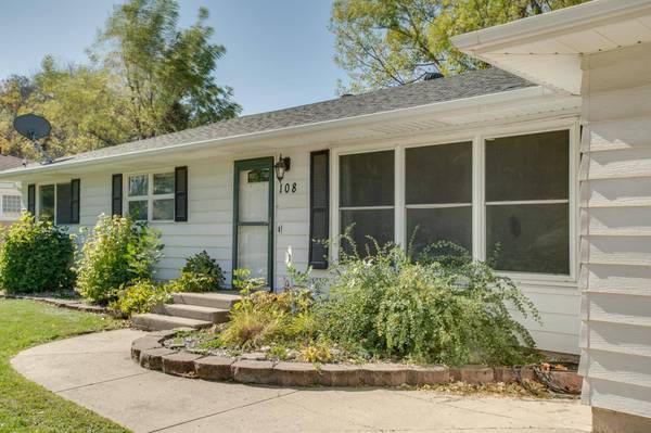 108 3rd ST NW, Dilworth, MN 56529