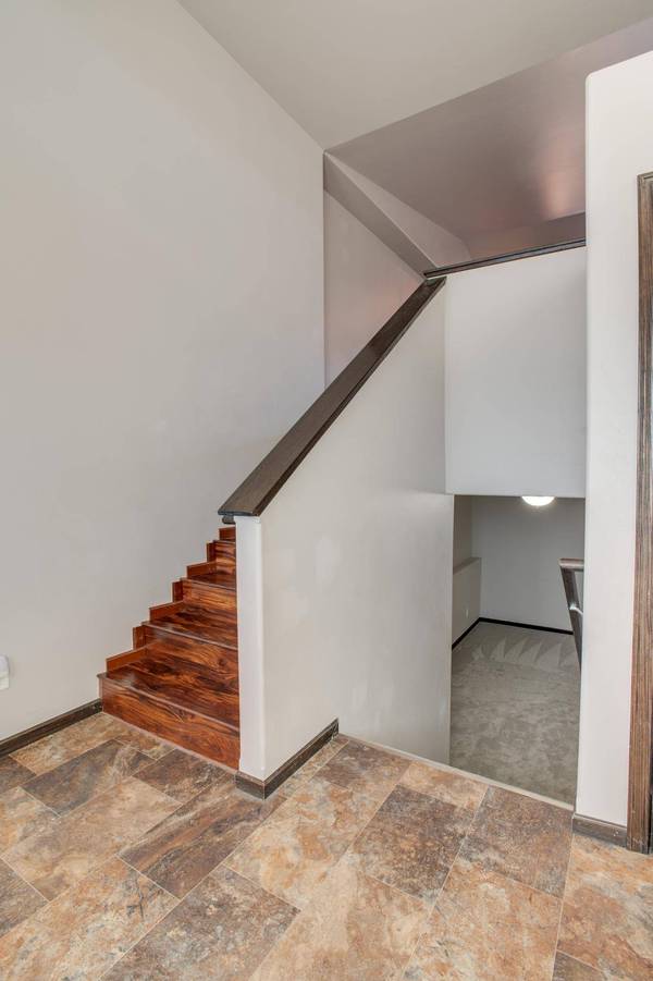 2540 31st AVE S, Moorhead, MN 56560