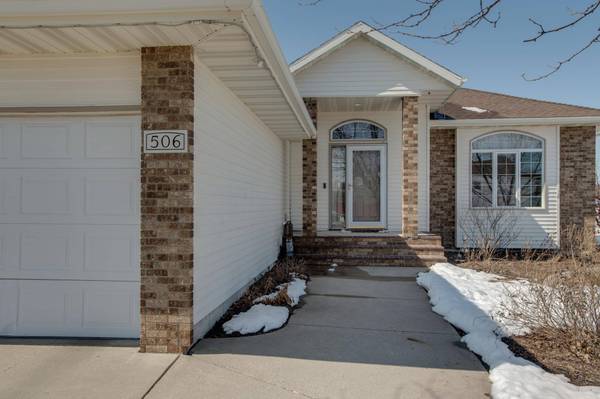 506 Mariann LN, Dilworth, MN 56529