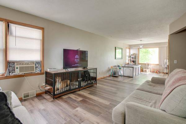 614 16th ST N, Moorhead, MN 56560